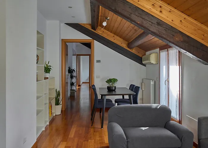 アパート Luxury Penthouse Porta Romana *
