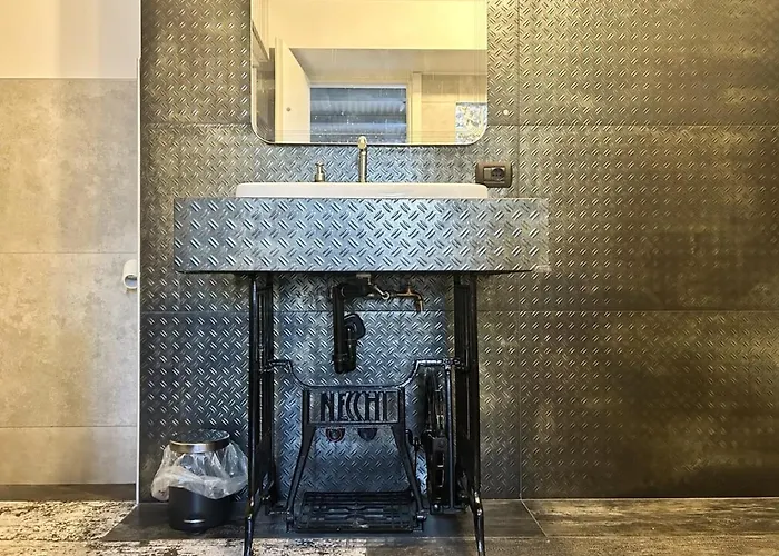 Domusmi Fontanelli 17 * 밀라노