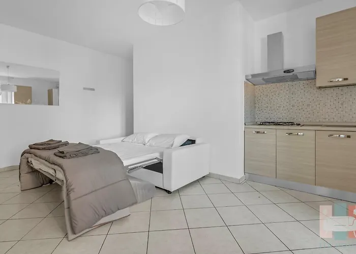 Zan20 Comfortable & Bright In - Great Location * Milán