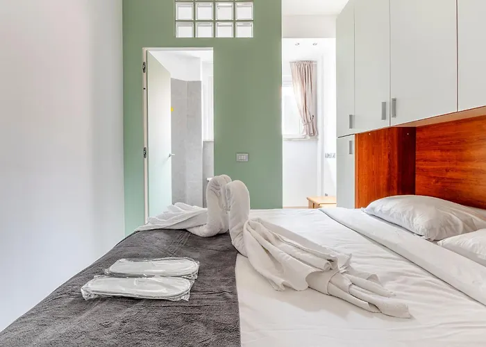 Dhome - Bocconi Apartment *