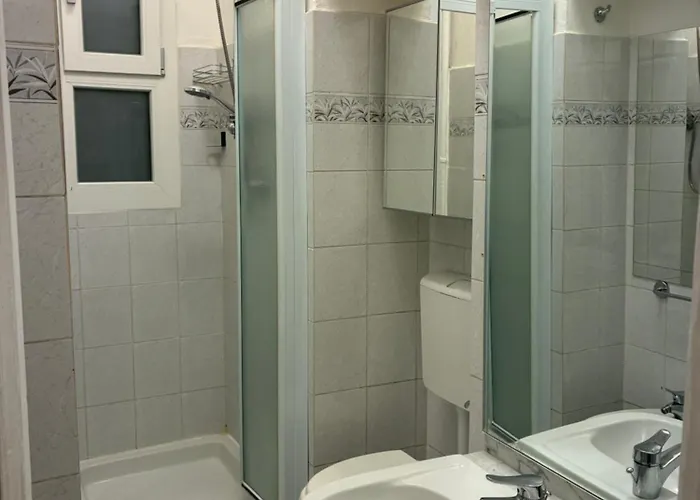 Plinio House * ميلان