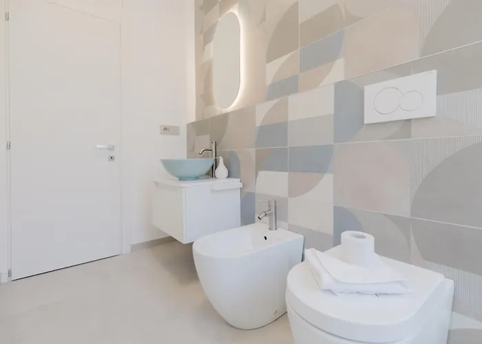 Gohost - Bright Flat In The New Nolo Area