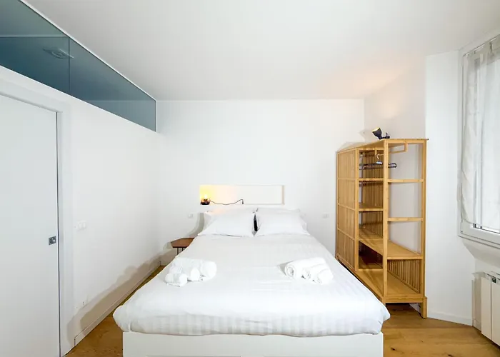 Modern Two-room With Balcony 2km From The Center * Milán