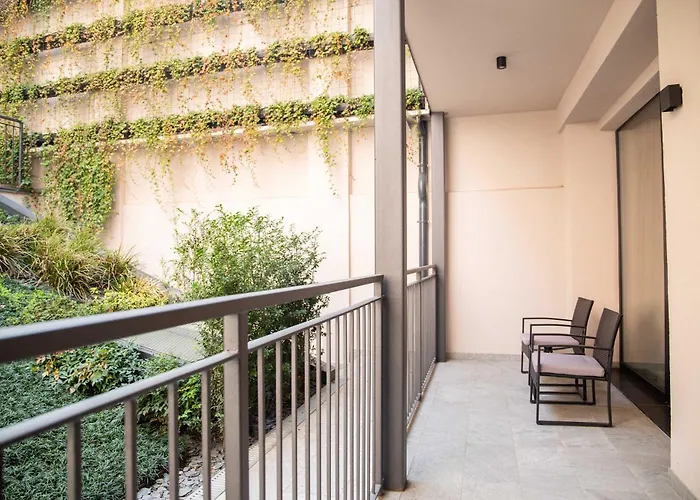 Smart Near Porta Romana Italy Appartamento