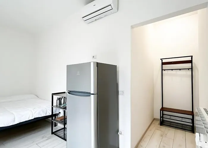 Monfalcone Apartment Milan