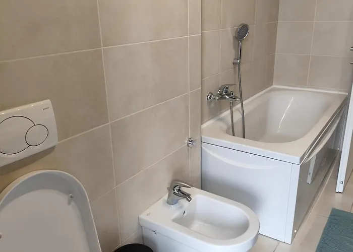 Bilocale Moderno Con Doppia Terrazza A Corvetto M3 * 米兰