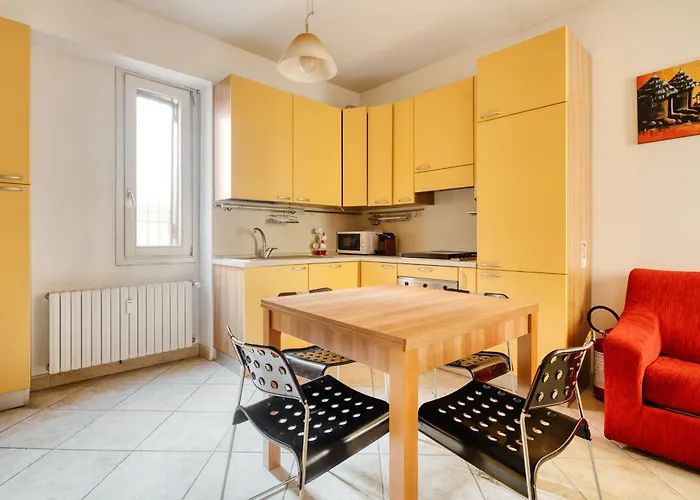 Apartment Hostmate - - Plinio - Citta Studi