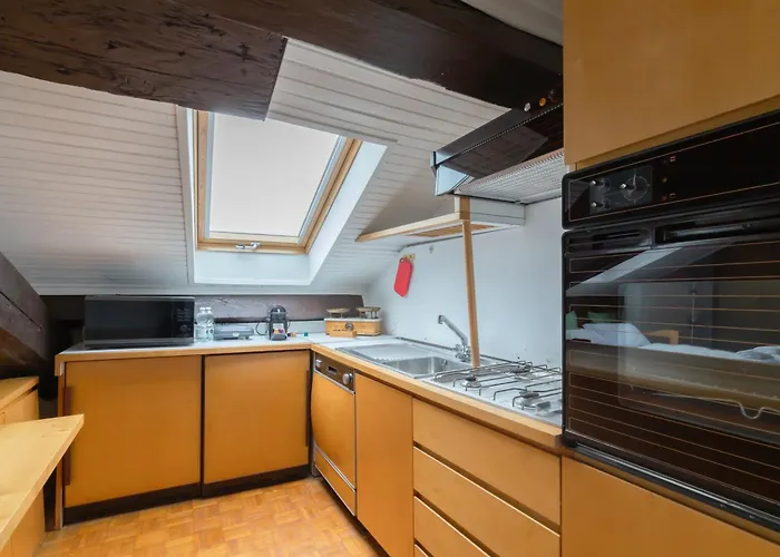 Design In Legno & Atmosfera Calda Bilocale 20m Dai Navigli * Milano