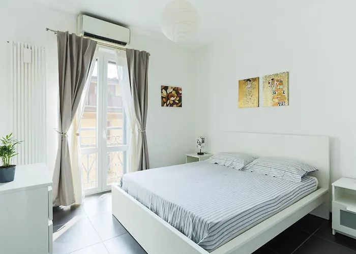 Stylish Porta Venezia - Bright With Jacuzzi 米兰