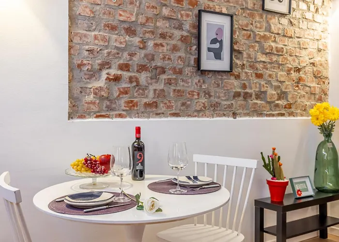 Apartament Buonarroti Loft - 10min From Duomo Mediolan