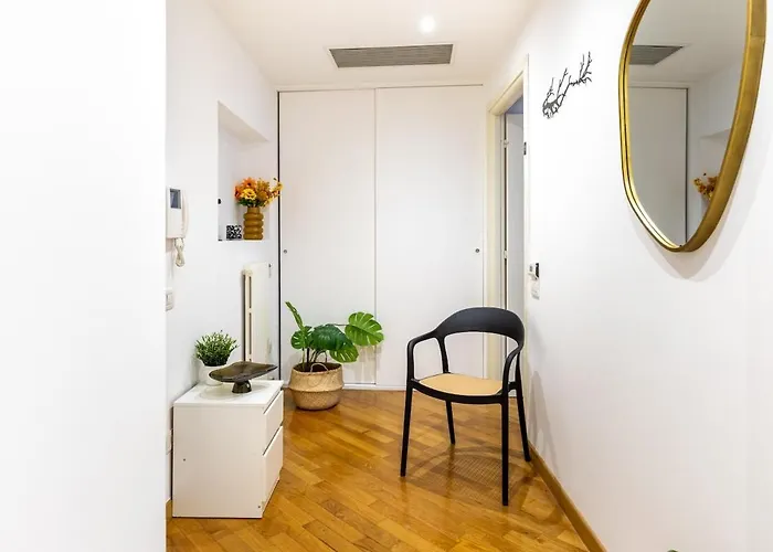 Appartement Duomo 15 Min Walk - Historic Center, 4 Bedrooms And 2 Terrace *
