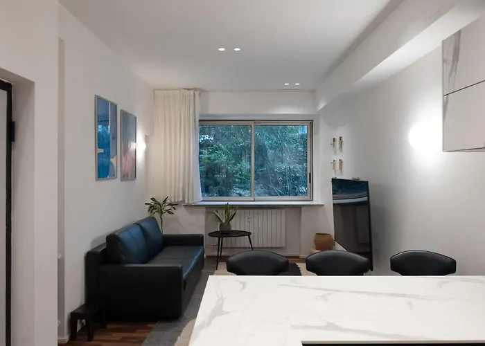 Luxury For 6 Person In Duomo - Mirable Pm Appartement *