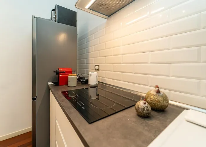Modern In With Wifi And Ac Milan