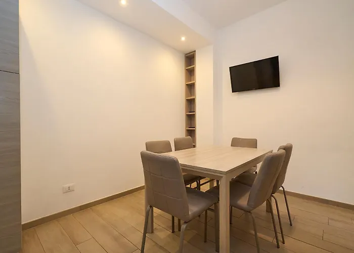 Apartment 3 Flat, 15 Minutes From Navigli-humanitas