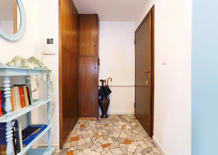 Primopiano - Monte Ceneri Appartamento Milano