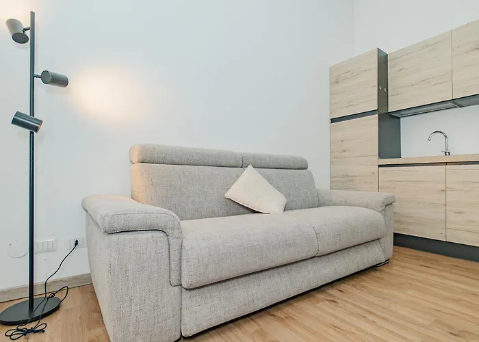 Palazzi - Silenzioso In Porta Venezia Lägenhet *