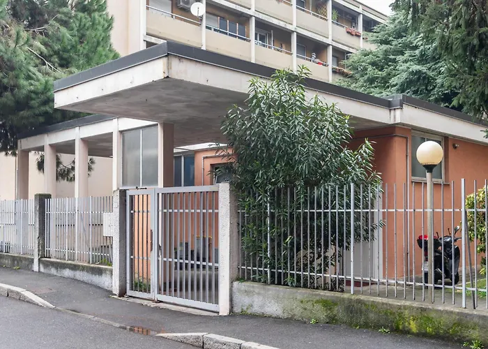 Modern 2-bed Workspace - Ac - Largo Dominioni - Casa Matildi *
