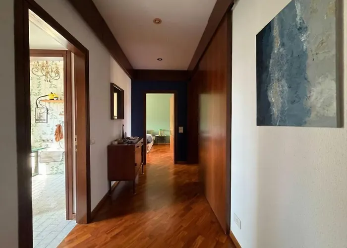 Via Monti Flat Near Citylife & Sempione Park アパート *