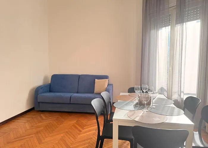 3 Bedrooms Separate 1 Min Walk From Brera, 15 Min Duomo *
