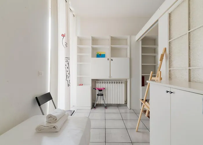 Apartmán Guesthost - Cozy Near Mm1 Milán