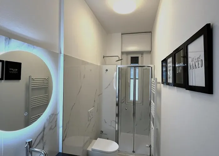 Modern Apt, 25 Min Duomo, Metro 5 Min & Wifi 公寓 *