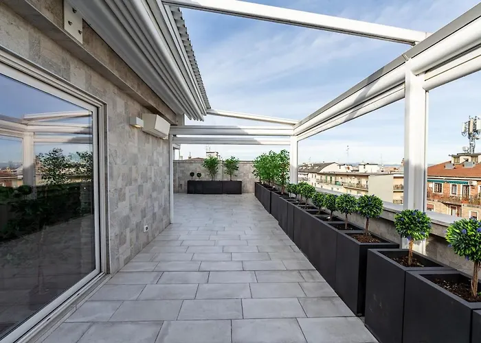Skyline Penthouse - Terrazzo Panoramico & Metro 5min 公寓 *
