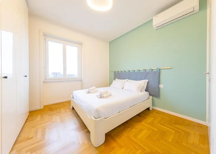 Spacious And Bright 2bdr, 2 Bathrooms Daire