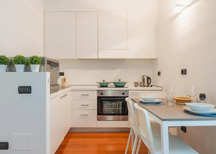 Guest Planet - Arco Della Pace