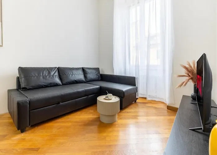 Appartement Duomo 15 Min Walk - Historic Center, 4 Bedrooms And 2 Terrace *
