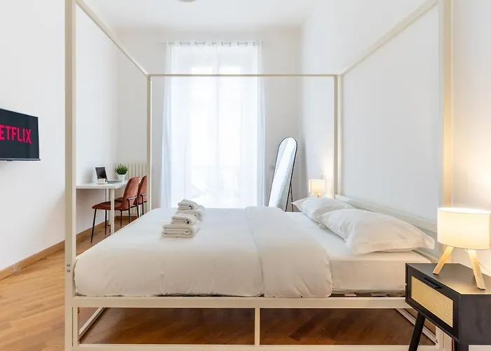 Appartement Duomo 15 Min Walk - Historic Center, 4 Bedrooms And 2 Terrace *