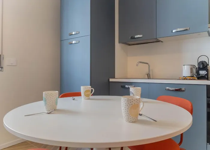 Cenisio Urban Collection Design - Comfort & Location *