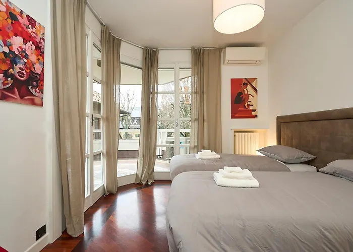 Absolute Luxury Home, 15 Minutes Walk San Siro Apartamento *