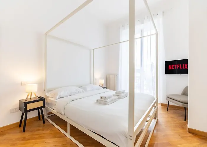 Appartement Duomo 15 Min Walk - Historic Center, 4 Bedrooms And 2 Terrace
