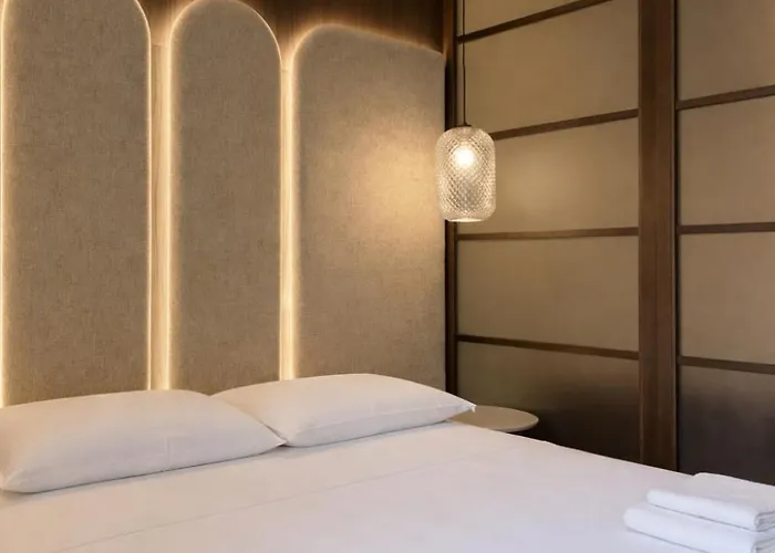 Luxury Station *