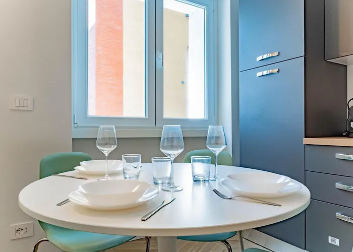 Cenisio Urban Collection Design - Comfort & Location *