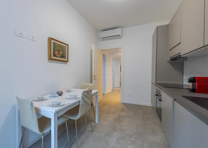 Casa San Martino, Historic Center, Milan