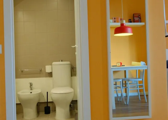 Retrowave 80's In Apartamento *