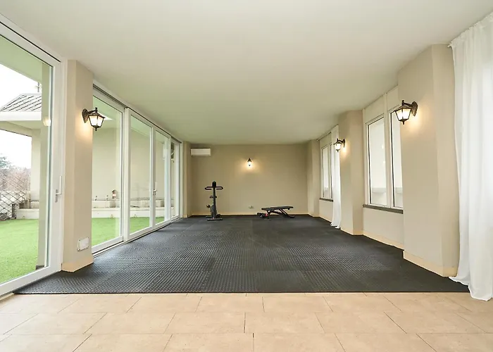 Apartamento Absolute Luxury Home, 15 Minutes Walk San Siro