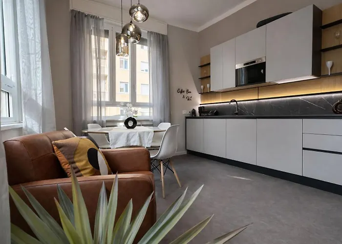 Apartman Leone 44 Fd Metro Tolstoi