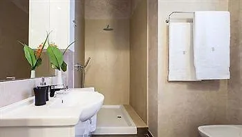 Hotel Royal Suites