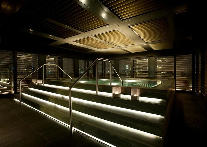 Armani Hotel 5*