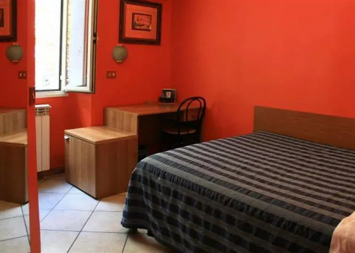 贝尔希特酒店 2*