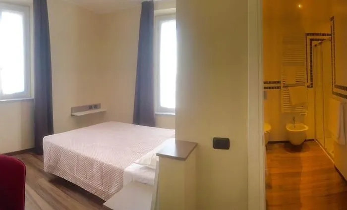 Vendégház Ai Due Orsi Milánó