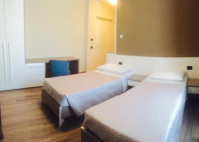 Ai Due Orsi Vendégház Milánó