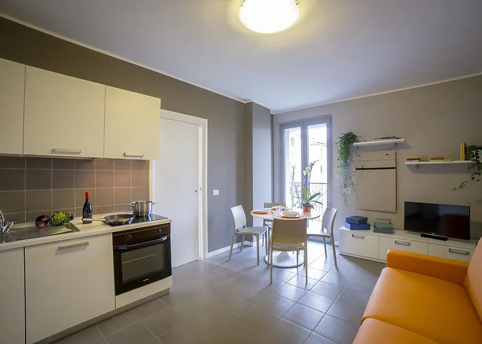 Aurum Pianell 10 Milano