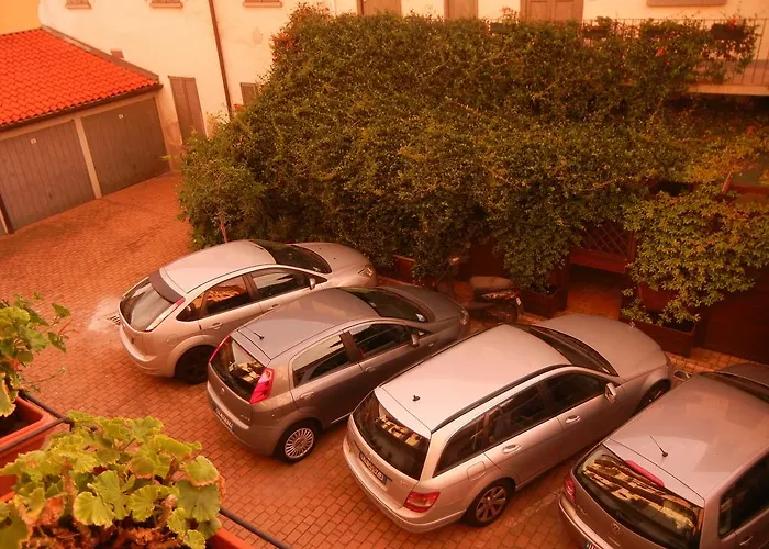 Via Comune Antico * ميلان