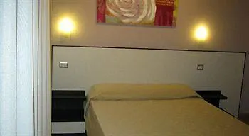 Hotel Faenza Milan