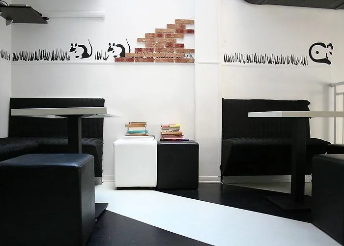 호스텔 New Generation Center *