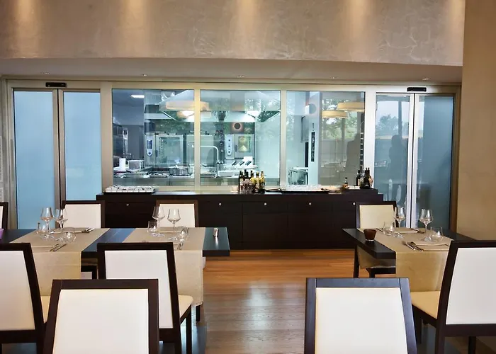 Western The Hub Hotel