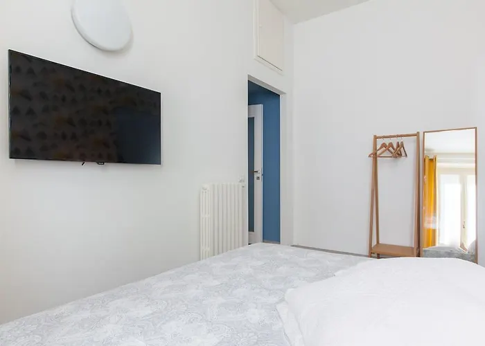 - Porta Venezia Apartment *